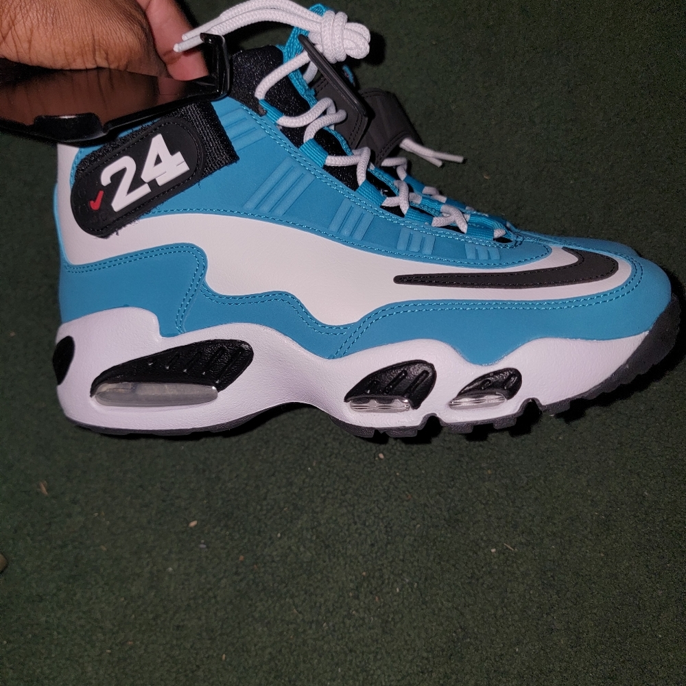 Aquamarine Nike Air Griffey Max 1